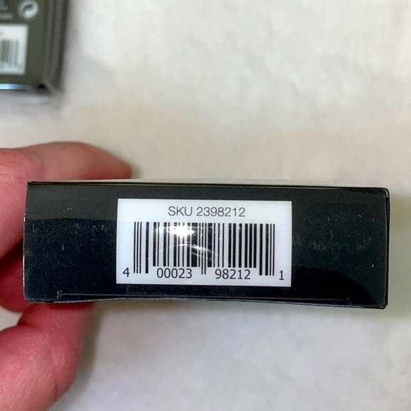 🆕 NIB Sephora Collection Set - Includes Treatment Brush & Facial Cleansing Pad - Picture 3 of 5